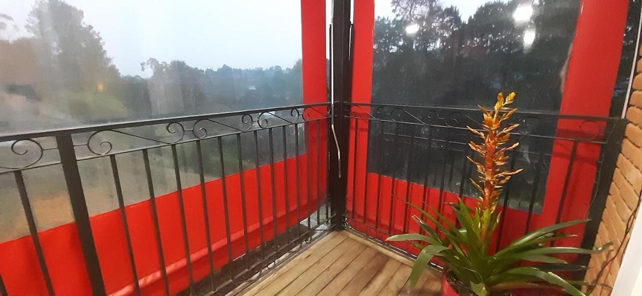 Pousada Ninho Da Aguia Campos do Jordao Bagian luar foto