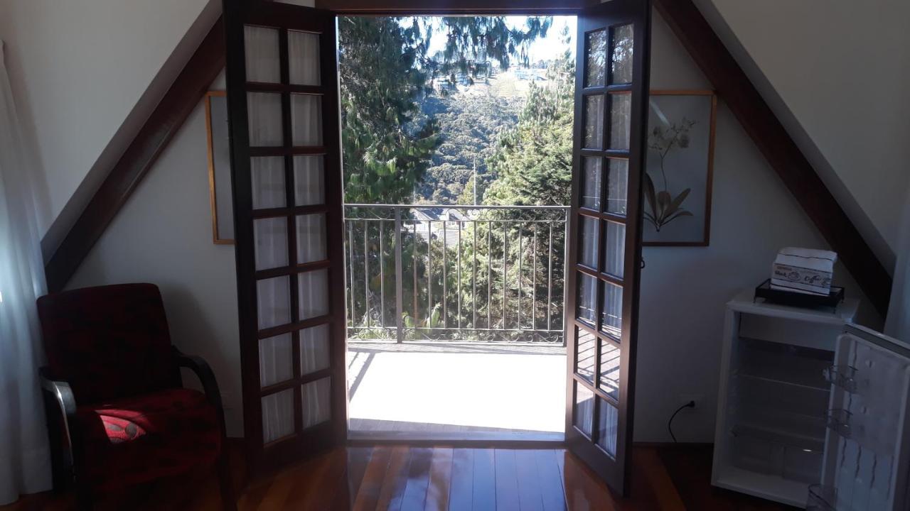 Pousada Ninho Da Aguia Campos do Jordao Bagian luar foto